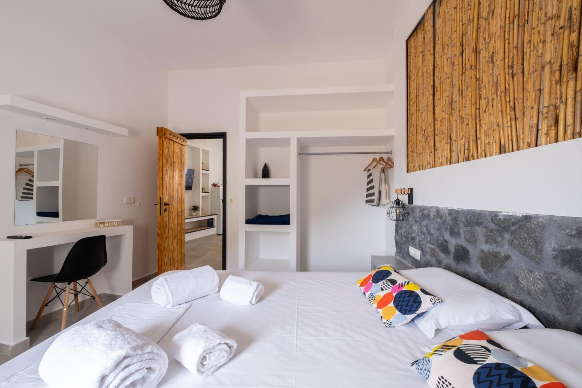 Vlychada'S Diamond Apartments Esterno foto